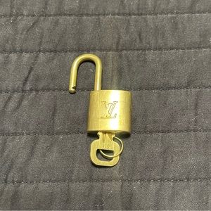 Louis Vuitton lock & key